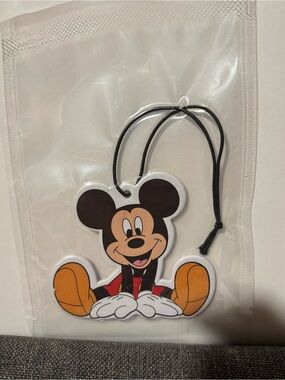 Mickey Mouse Hanging Tag car sit Freshner